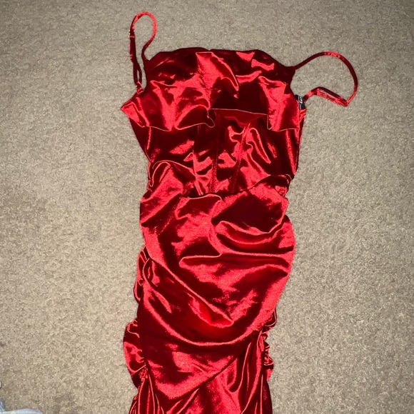 red corset dress - Picture 2 of 2